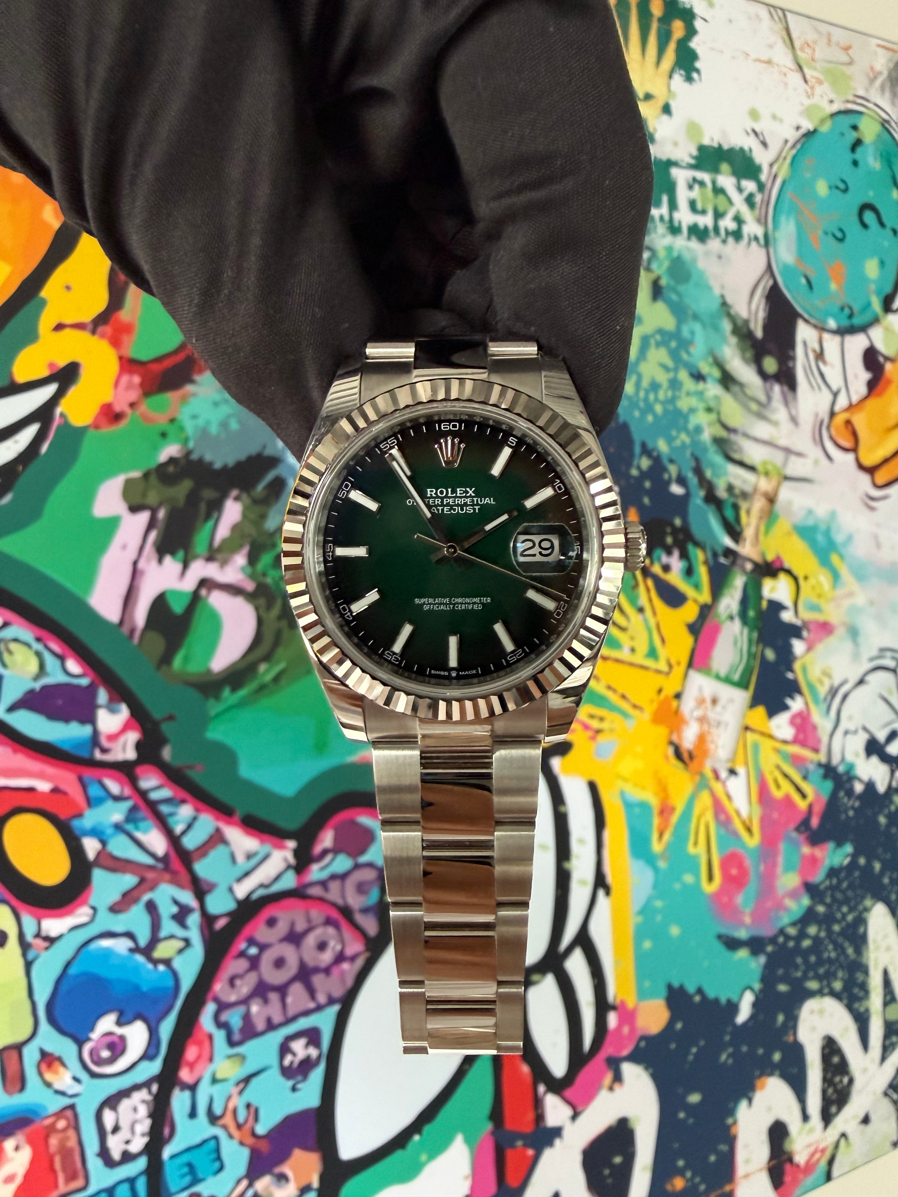 Rolex Datejust 41 | 126334 grün ombré oyster | 2026 | full set Ungetragen