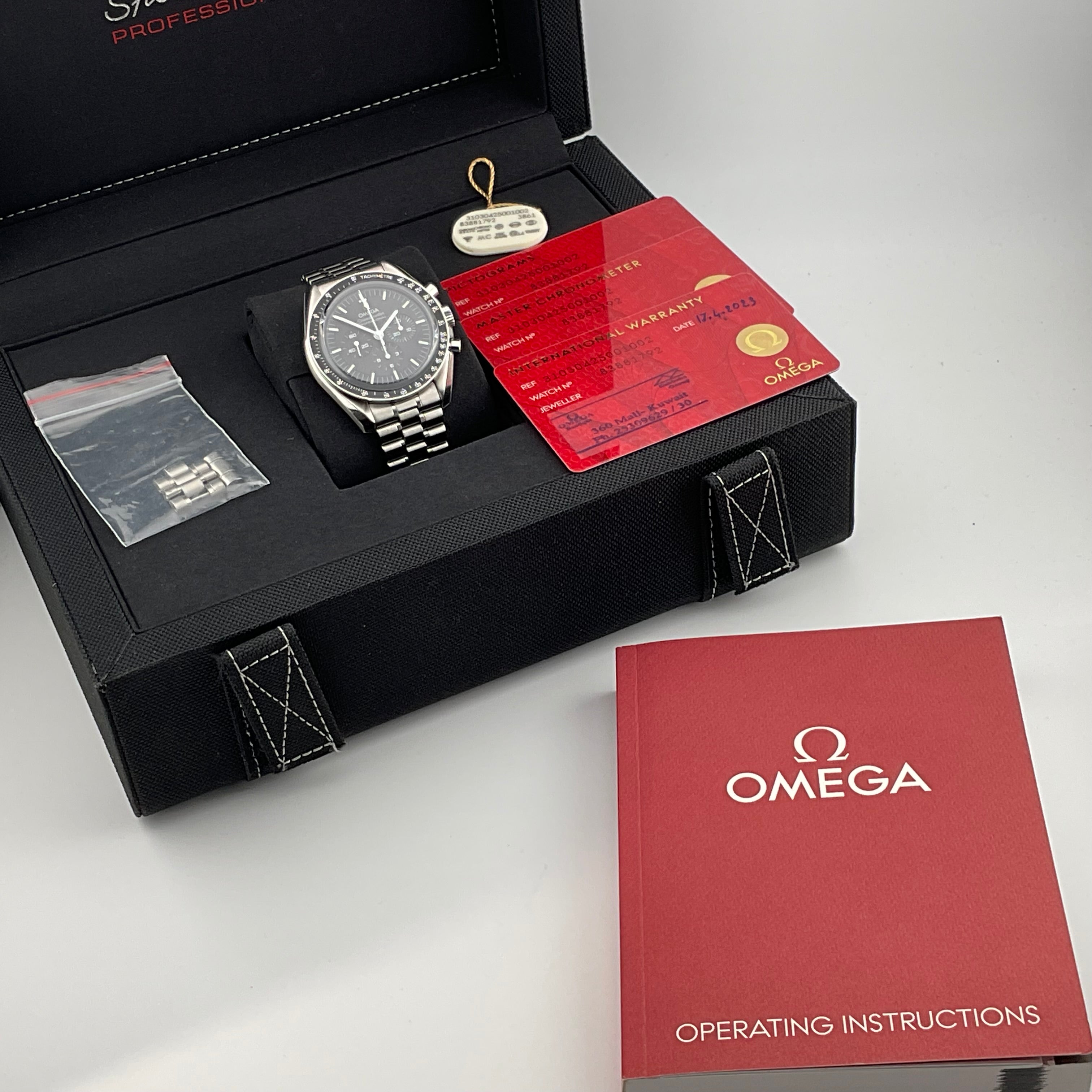 Omega Speedmaster Moonwatch Saphir | 310.30.42.50.01.002 | 2023