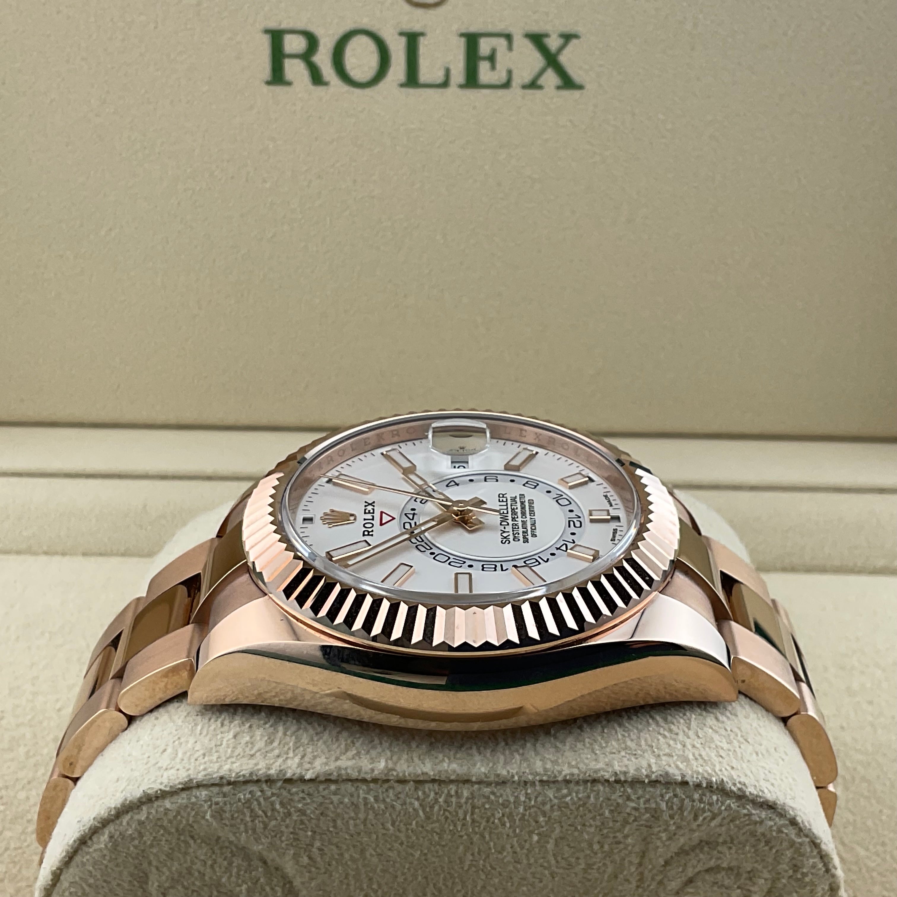 Rolex Skydweller | 326935 weiss | 2021 | Full Set