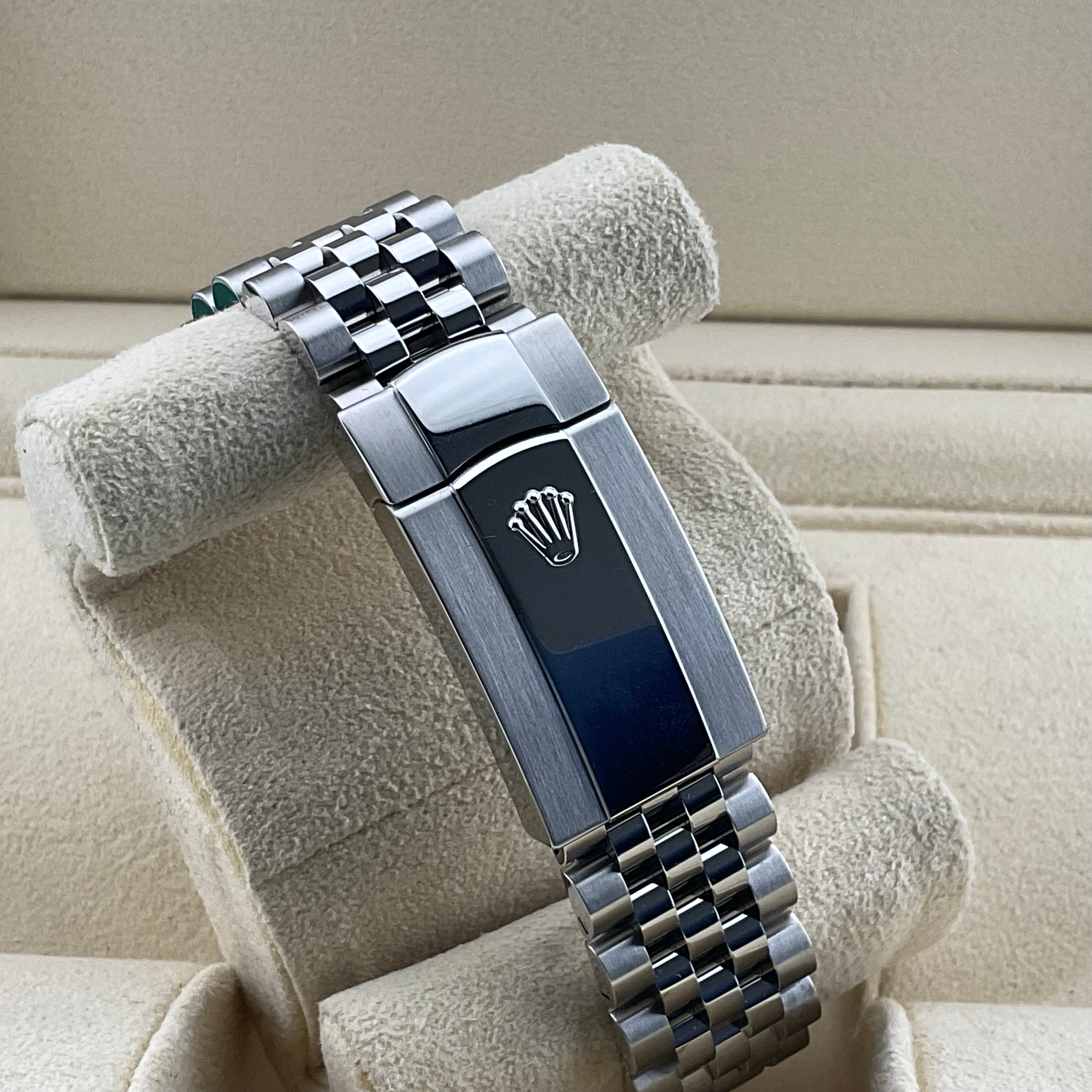 Rolex Datejust 41 | 126300 schwarz jubilee | 2021 | full set