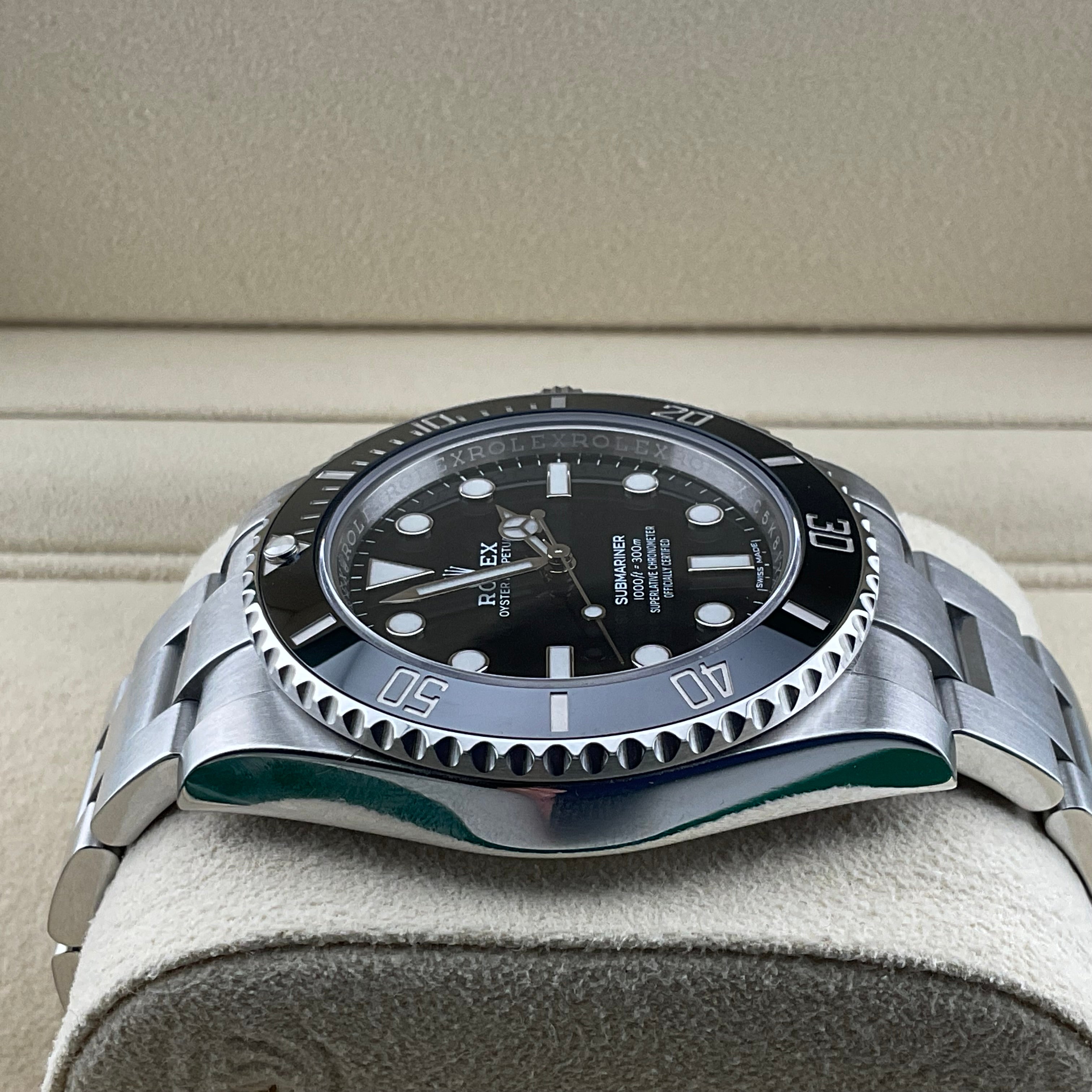 Rolex Submariner No Date | 114060 | 2018 | Full Set