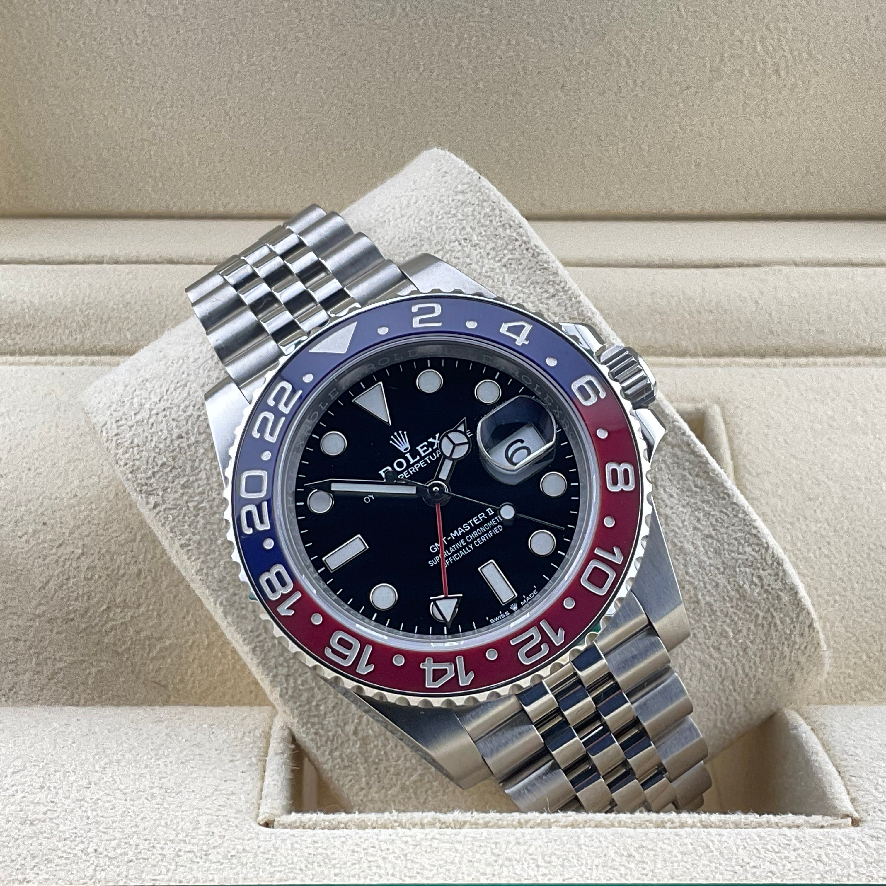 Rolex GMT Master II Pepsi | 126710BLRO | 2021 | Full Set