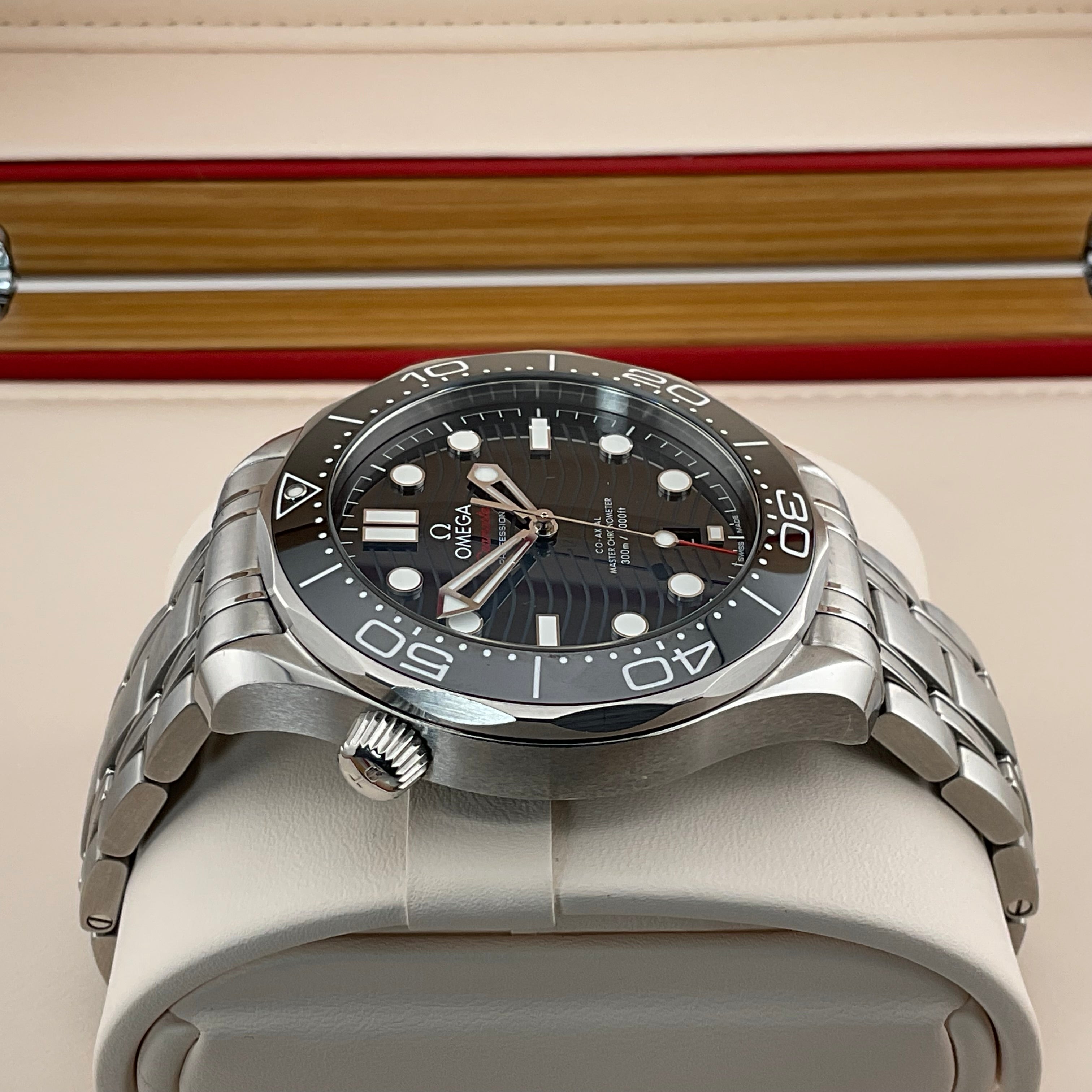 Omega Seamaster Diver 300m | 210.30.42.20.01.001 | 2025 | Full set