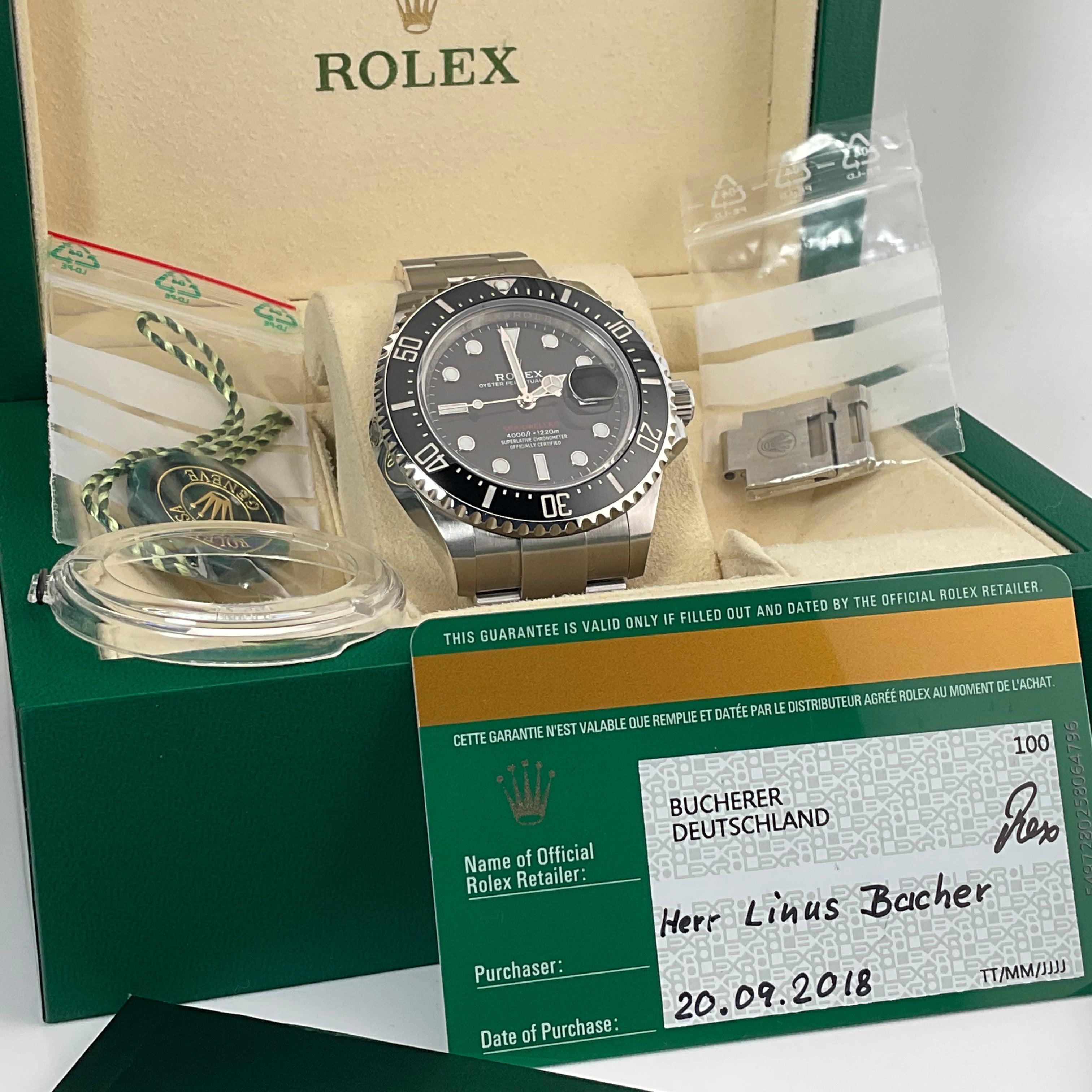 Rolex Seadweller Single Red | 126600 | 2018 | Full Set