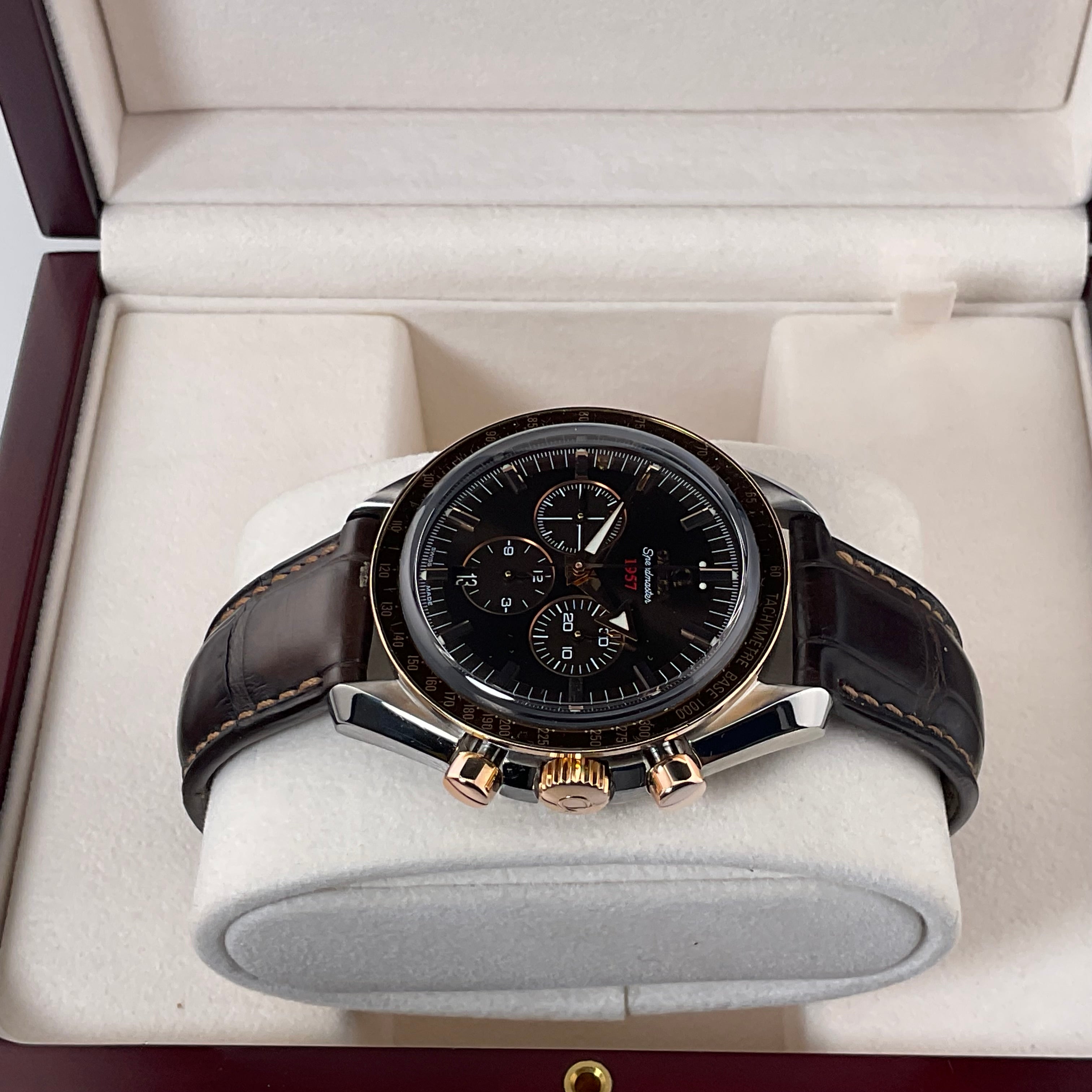 Omega Speedmaster Broad Arrow |321.93.42.50.13.001 | 2008 | full set