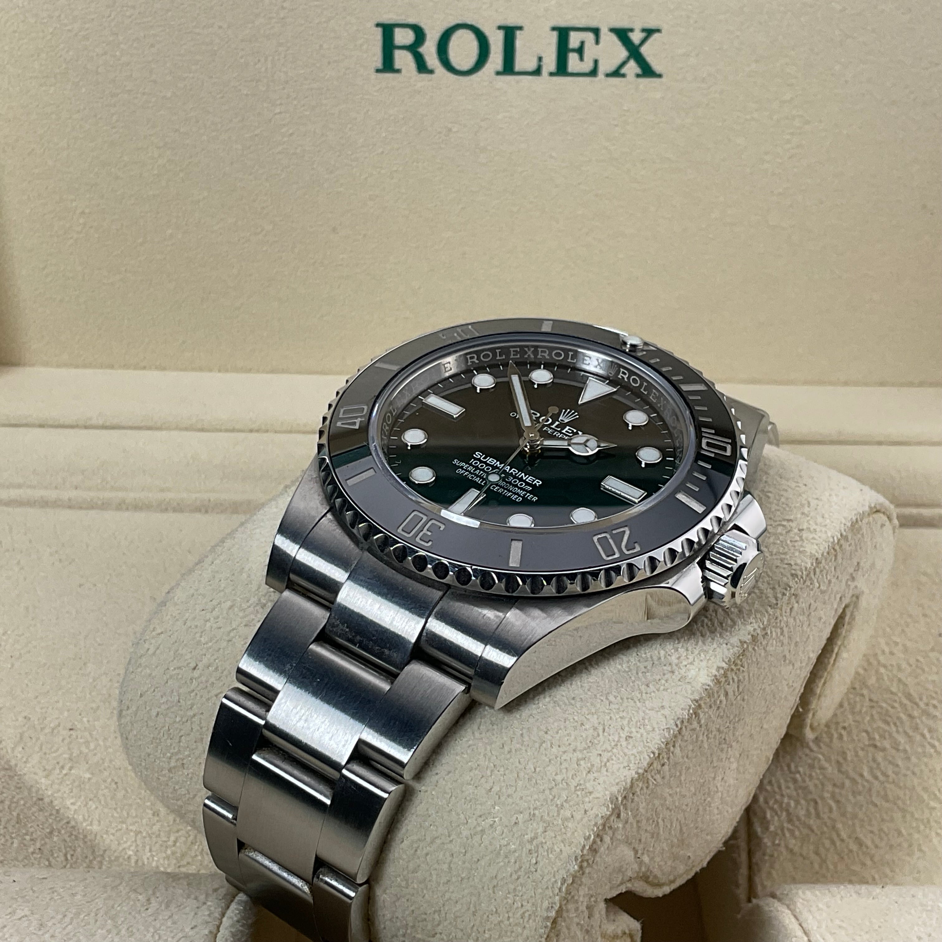 Rolex Submariner No Date | 124060 | 2022 | Full Set