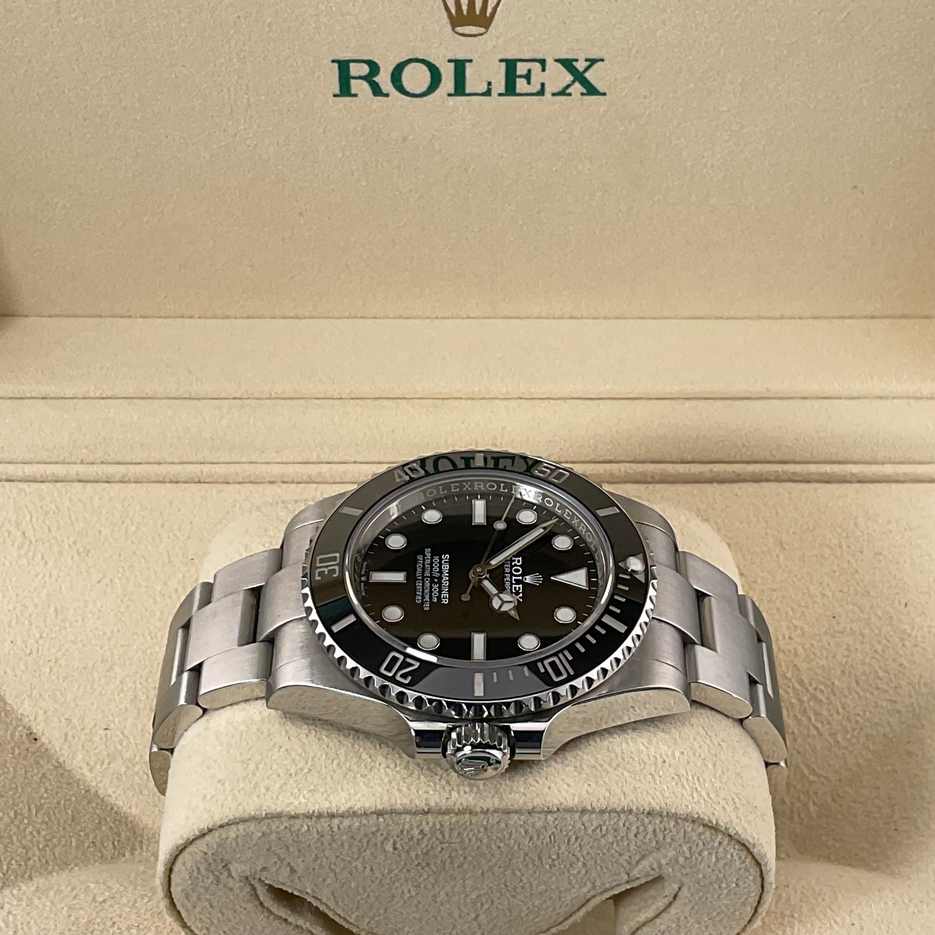 Rolex Submariner No Date | 124060 | 2022 | Full Set