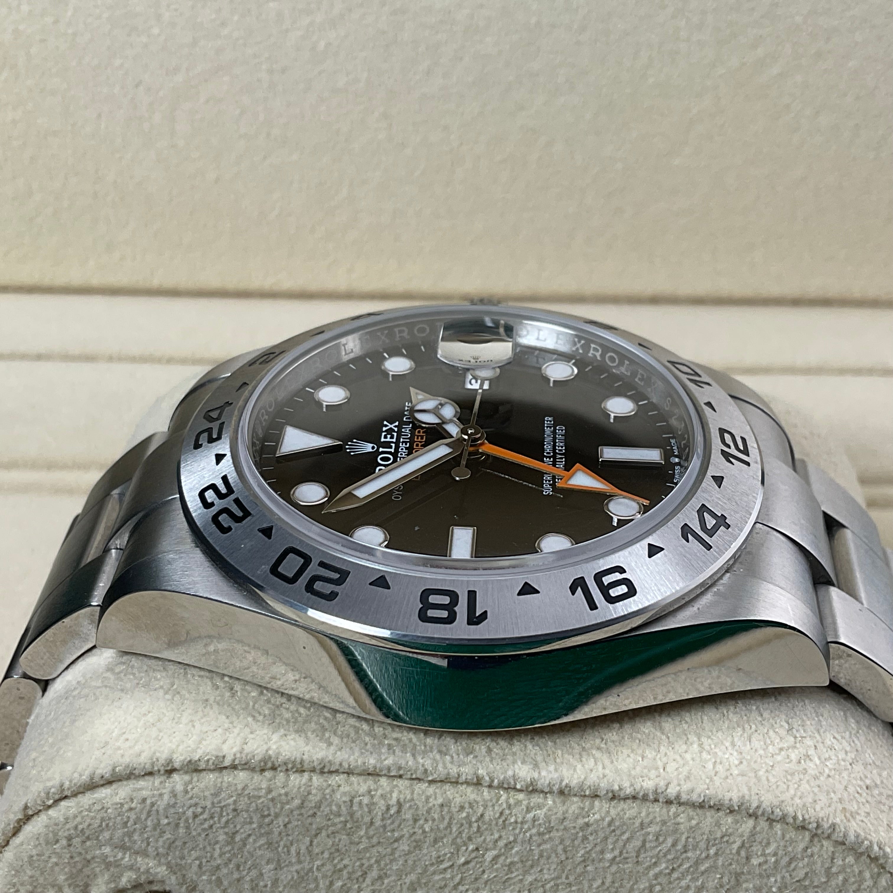 Rolex Explorer II | 226570 schwarz | 2022 | full set