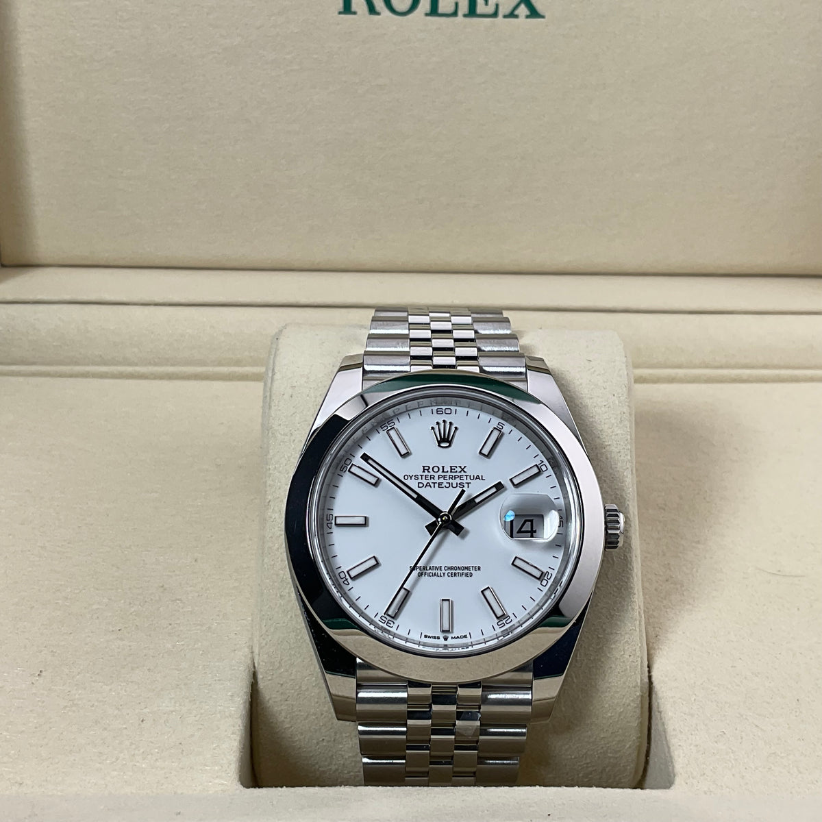 Rolex Datejust 41 | 126300 weiss jubilee | 2026 | full set ungetragen