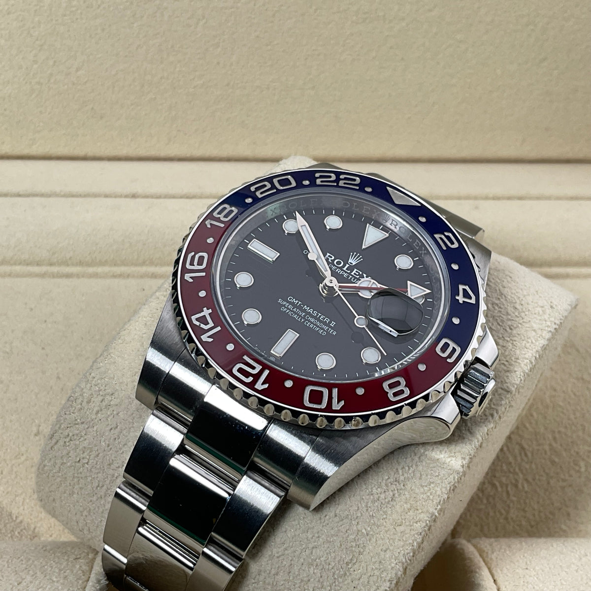 Rolex GMT Master II Pepsi | 126710BLRO | 2022 | Full Set