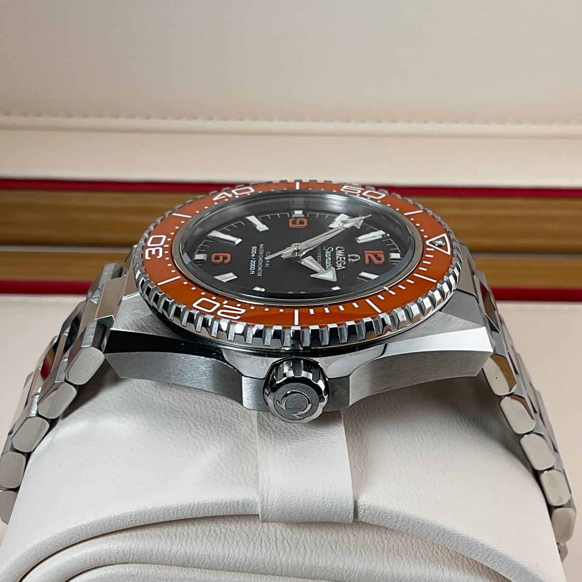 Omega Planet Ocean 600m | 217.30.42.21.01.003 | 2025 | full set