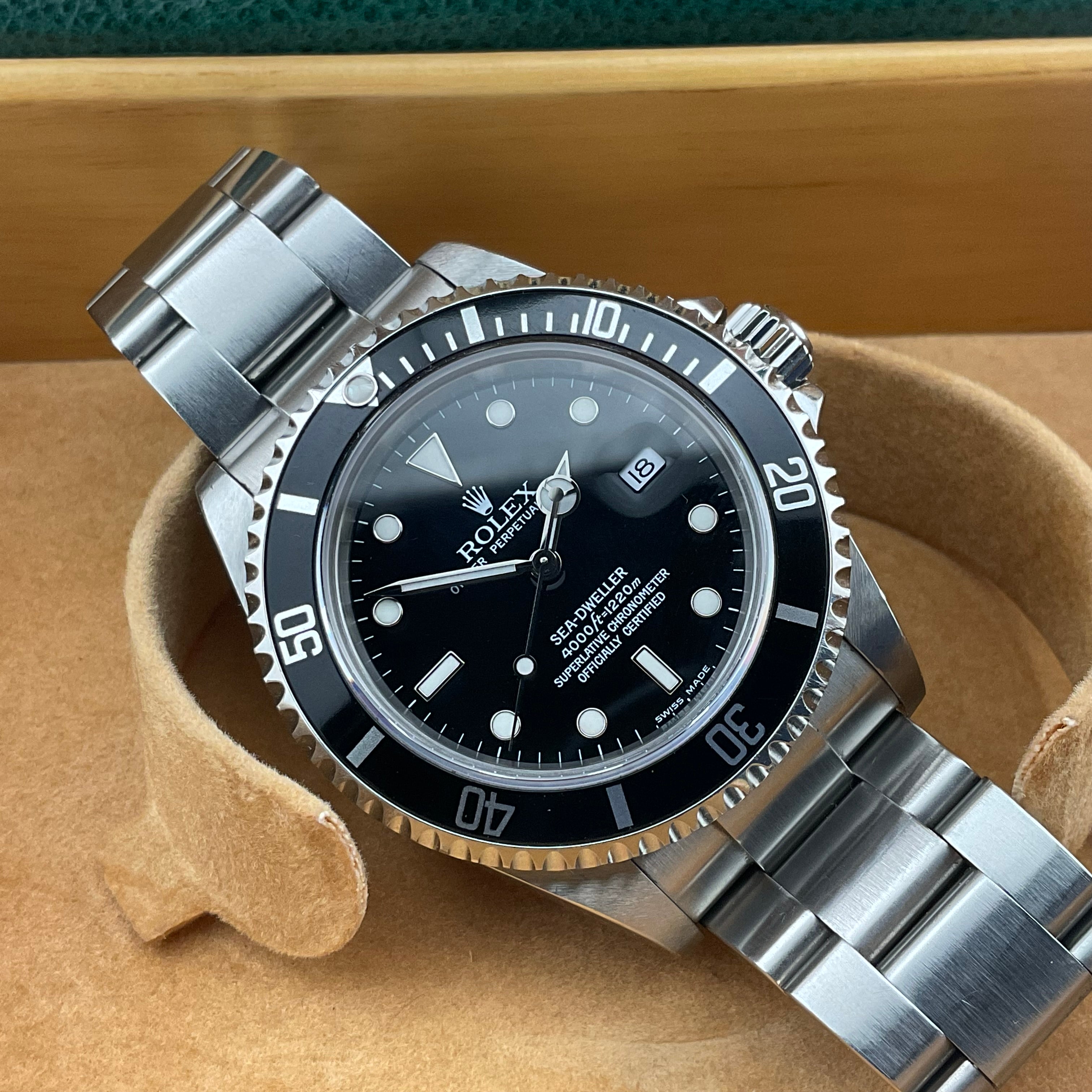 Rolex Seadweller 4000  | 16600 | 2004 | full set