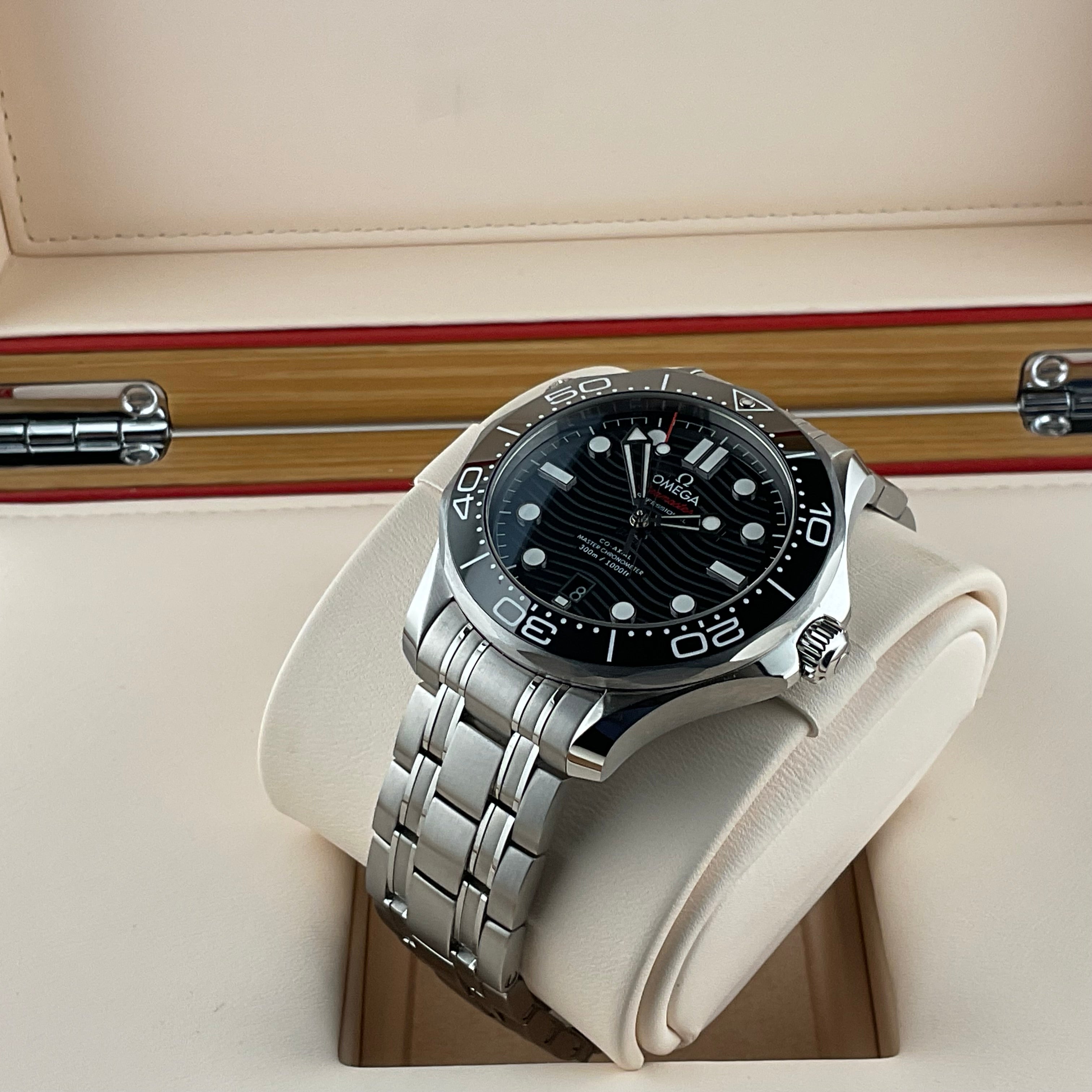 Omega Seamaster Diver 300M | 210.30.42.20.01.001 | 2025
