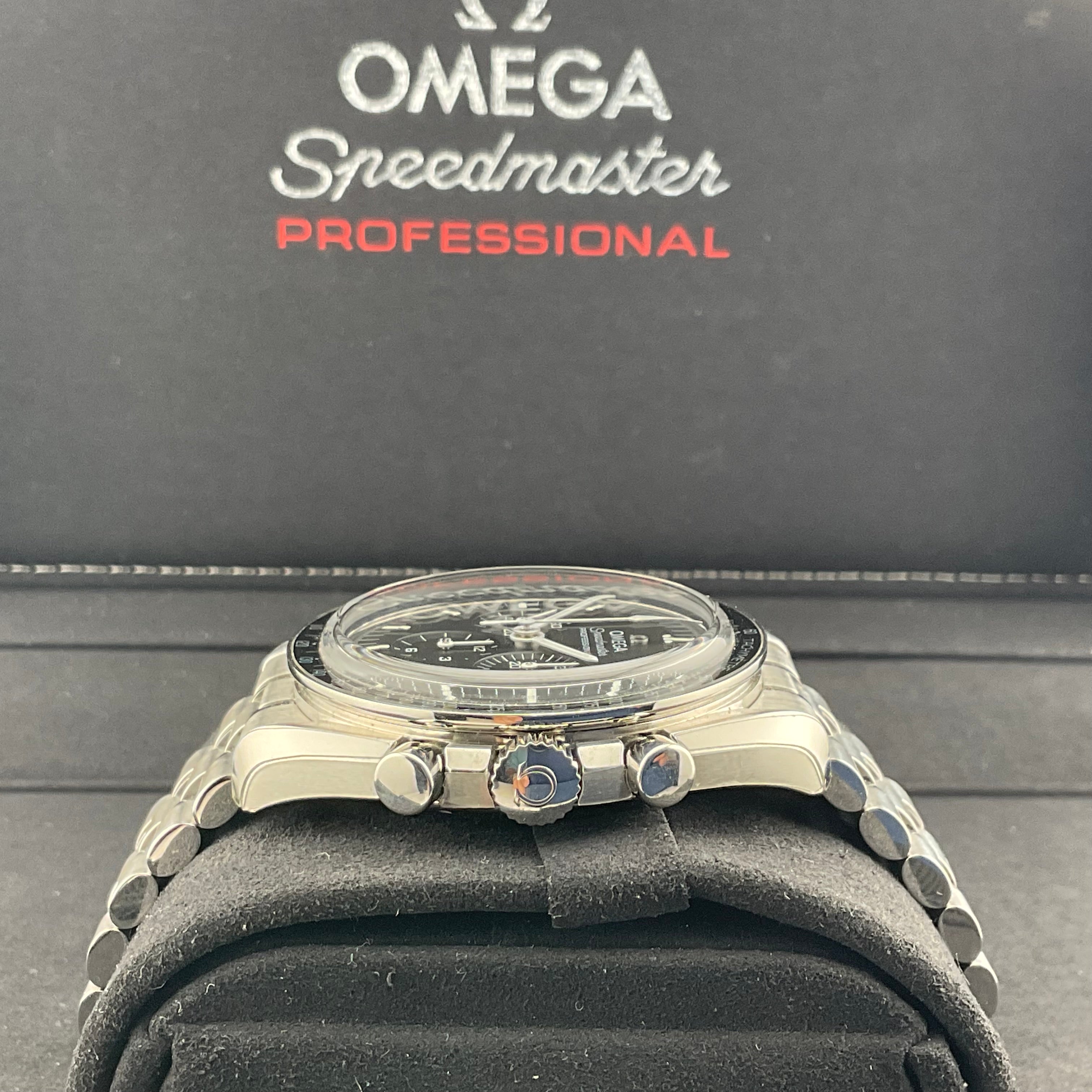 Omega Speedmaster Moonwatch Saphir | 310.30.42.50.01.002 | 2023