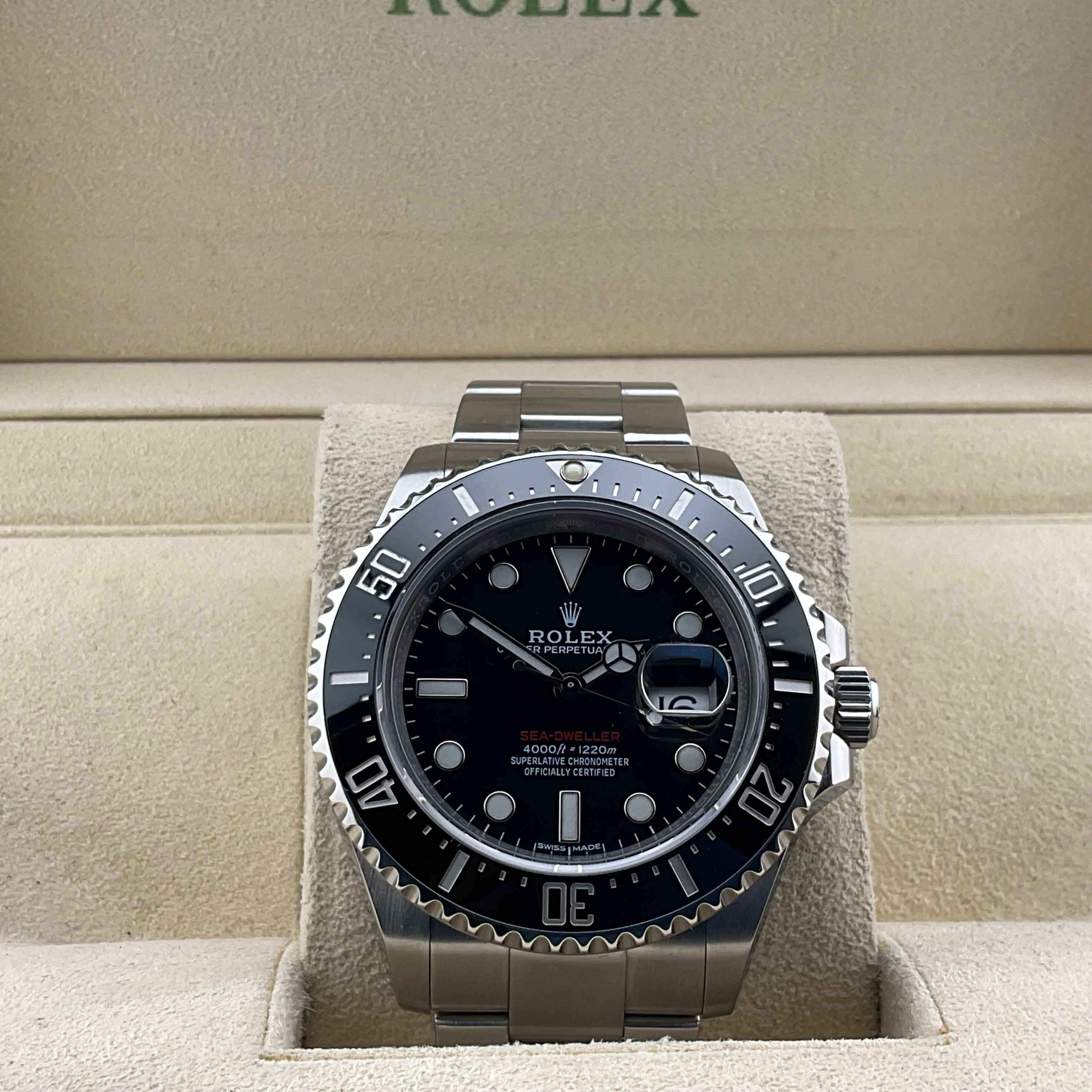 Rolex Seadweller Single Red | 126600 | 2017 | Full Set