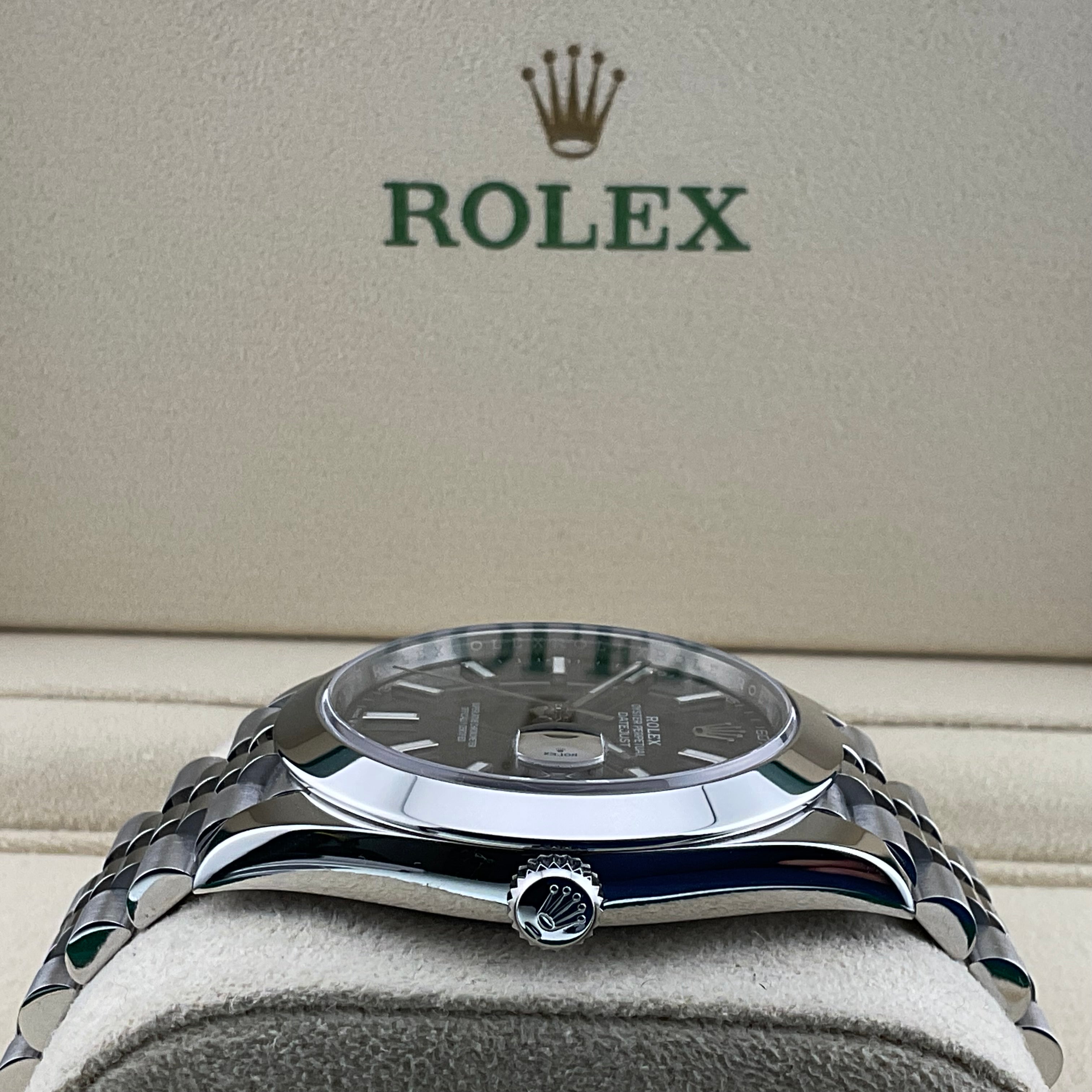 Rolex Datejust 41 | 126300 schwarz jubilee | 2021 | full set
