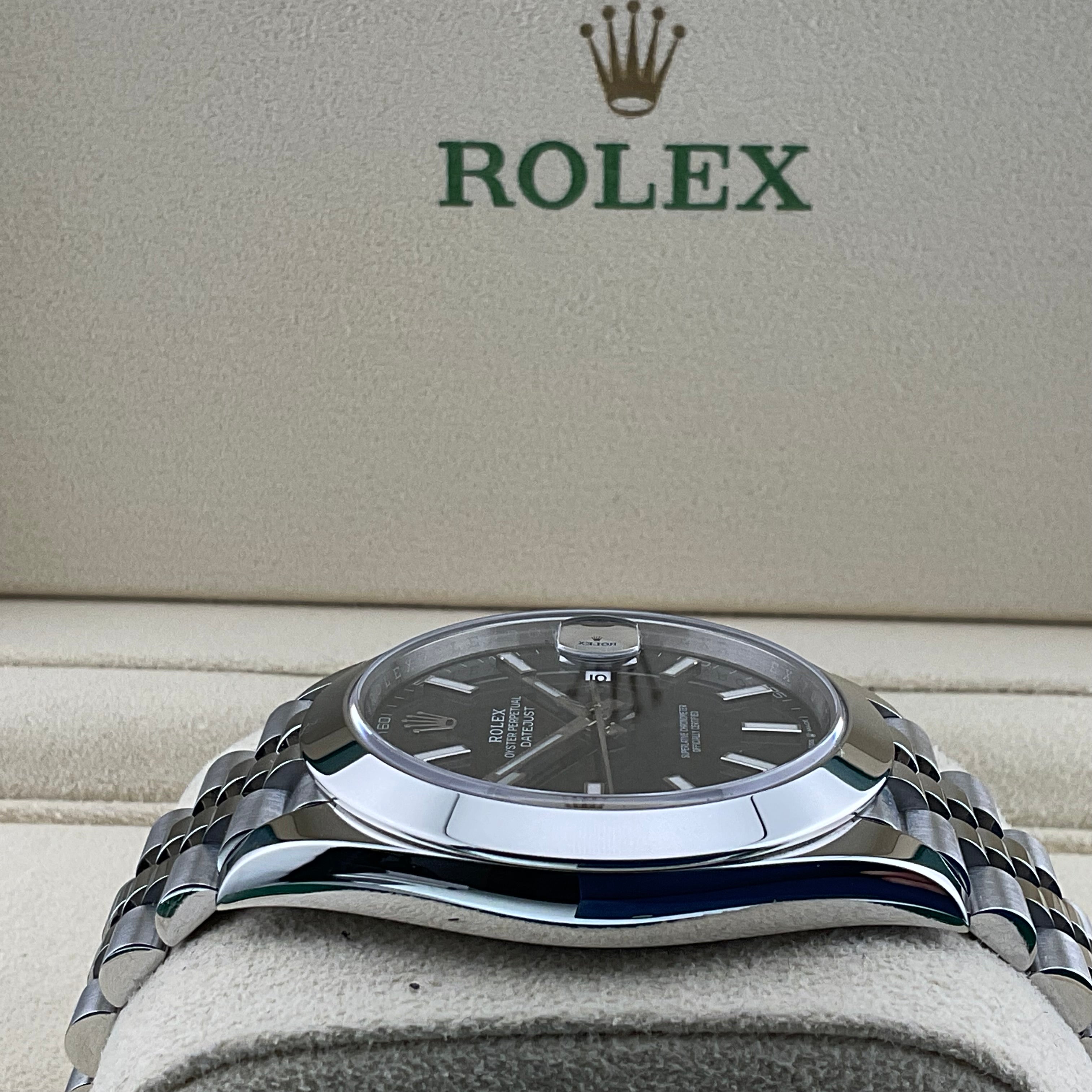 Rolex Datejust 41 | 126300 schwarz jubilee | 2021 | full set