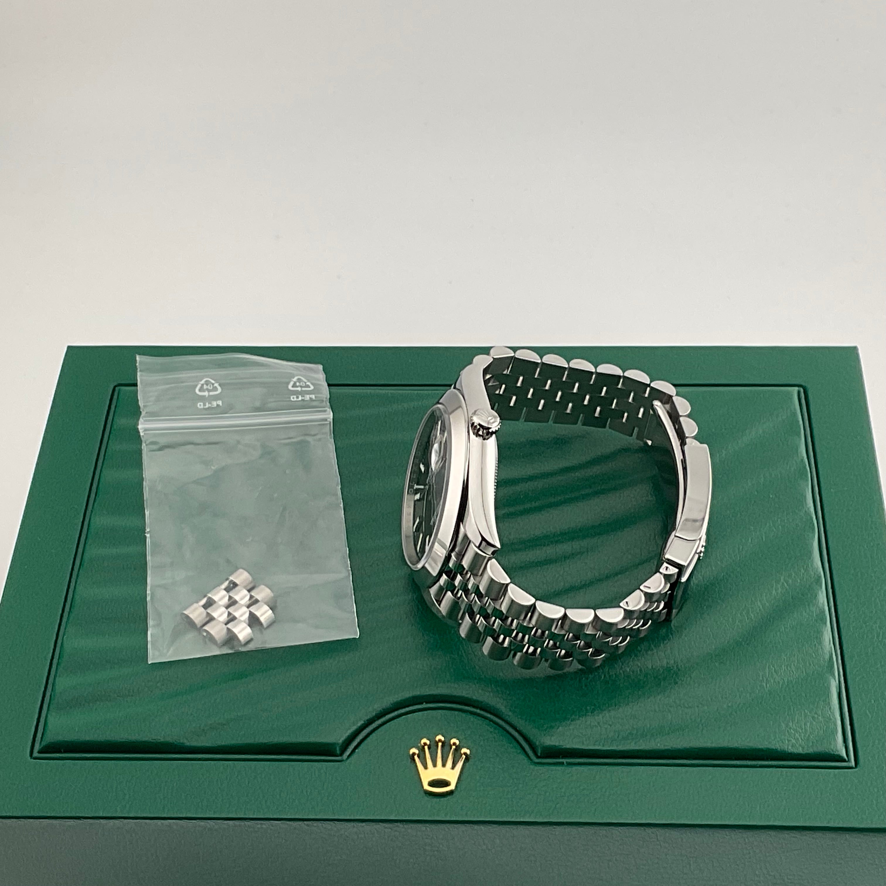 Rolex Datejust 41 | 126300 schwarz jubilee | 2021 | full set