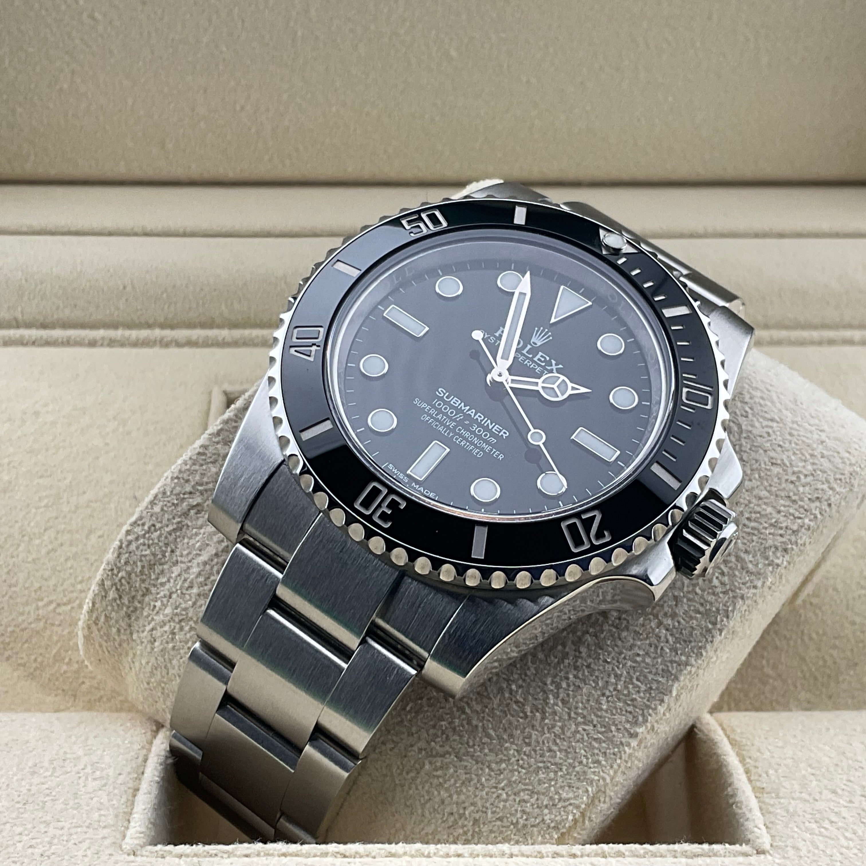 Rolex Submariner No Date | 114060 | 2018 | Full Set