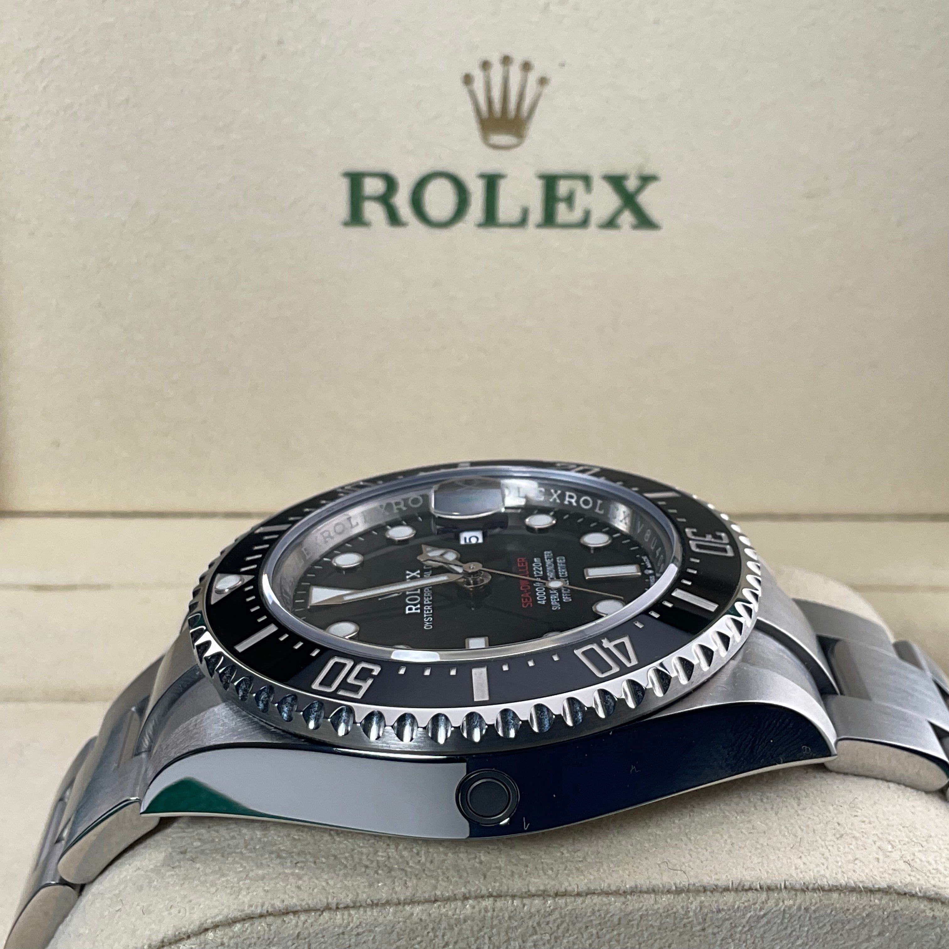 Rolex Seadweller Single Red | 126600 | 2018 | Full Set