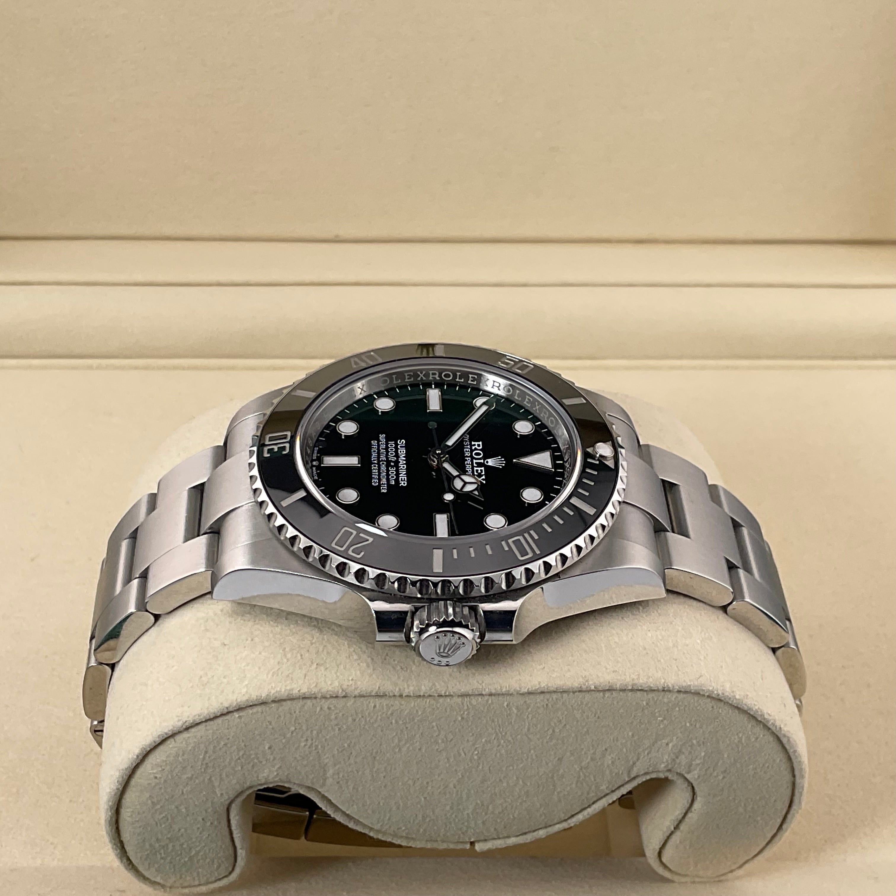 Rolex Submariner No Date | 124060 | 2026 | Full Set