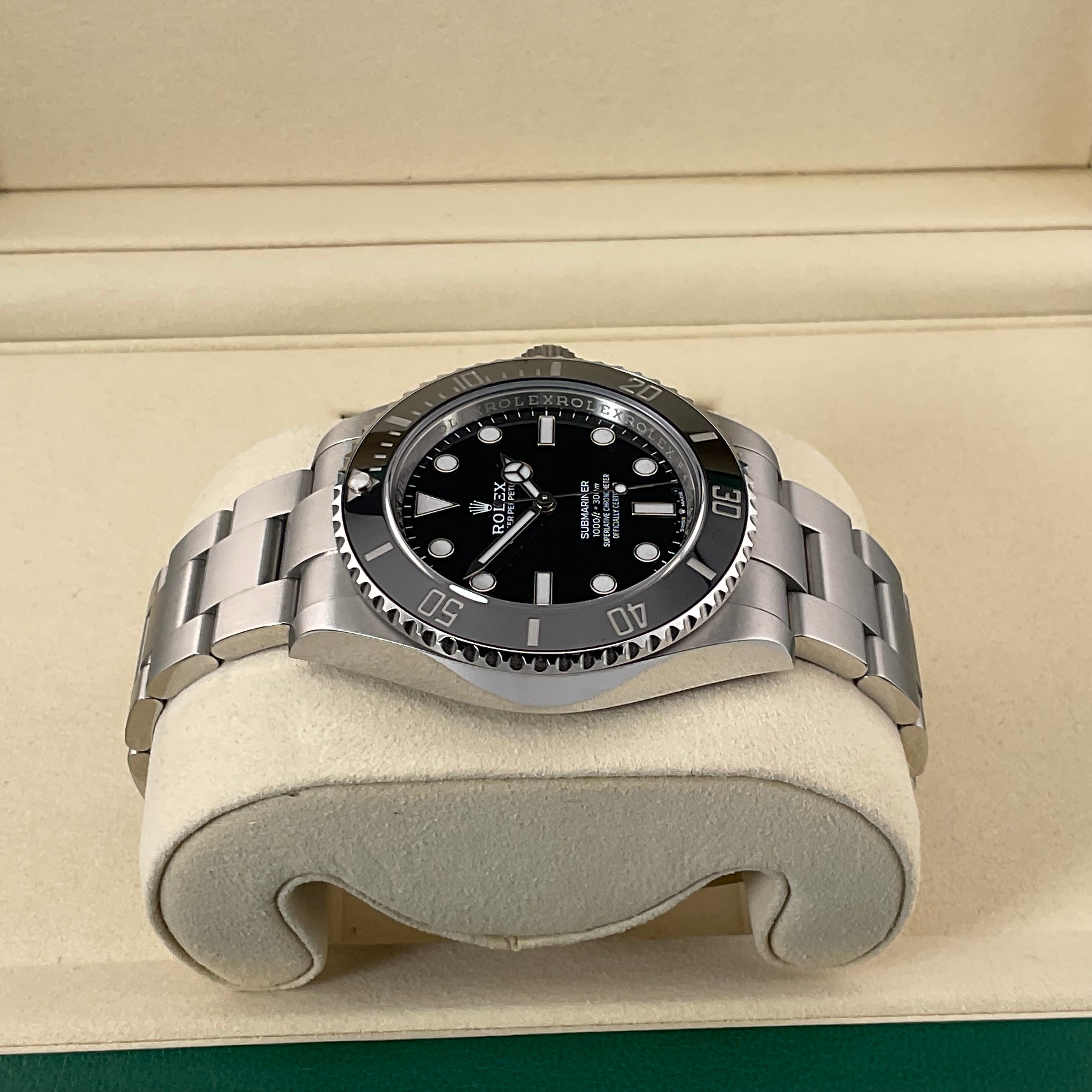 Rolex Submariner No Date | 124060 | 2026 | Full Set