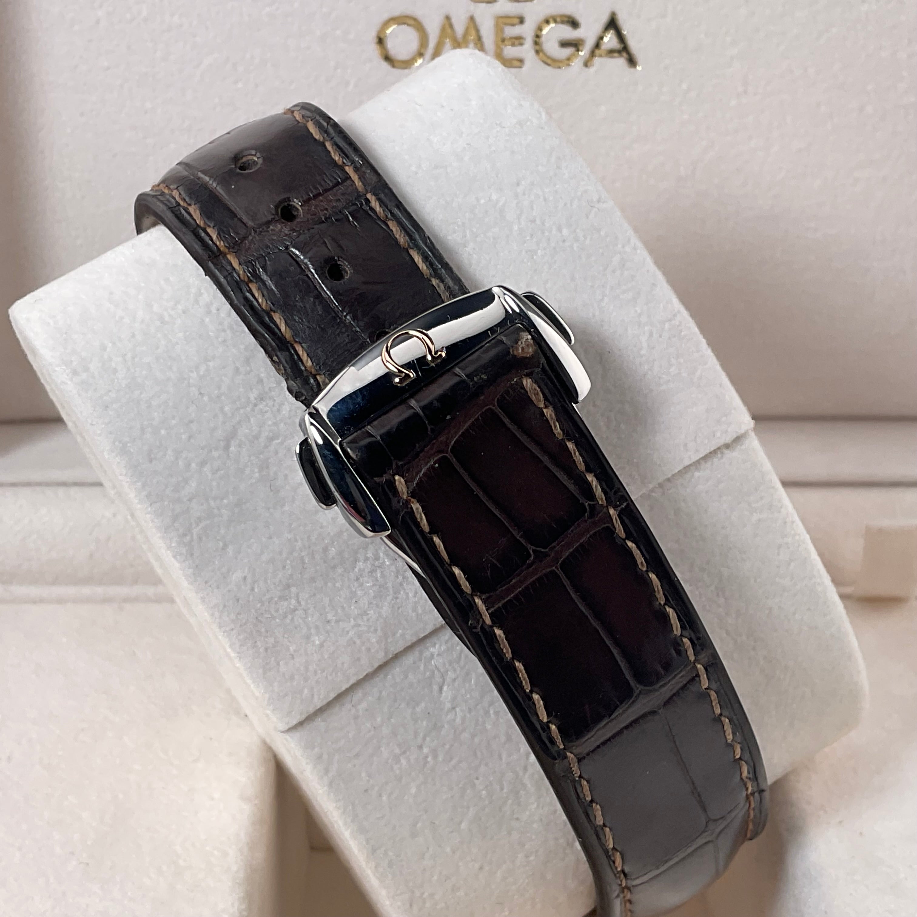 Omega Speedmaster Broad Arrow |321.93.42.50.13.001 | 2008 | full set