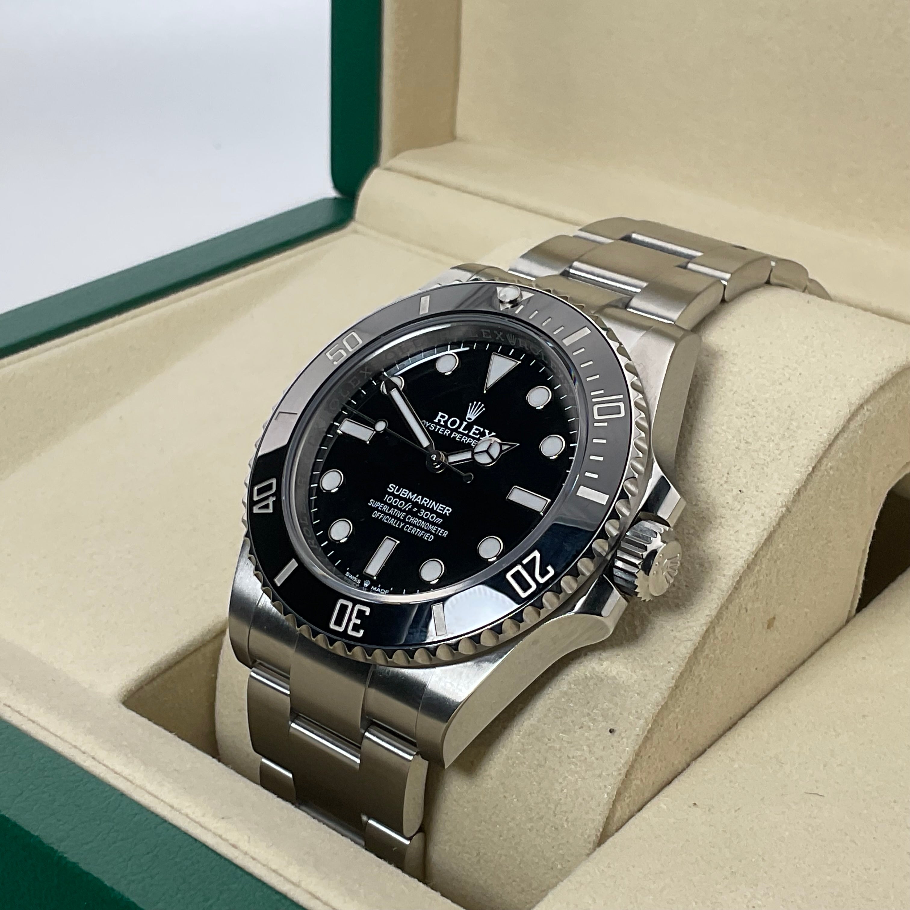 Rolex Submariner No Date | 124060 | 2025 | Full Set