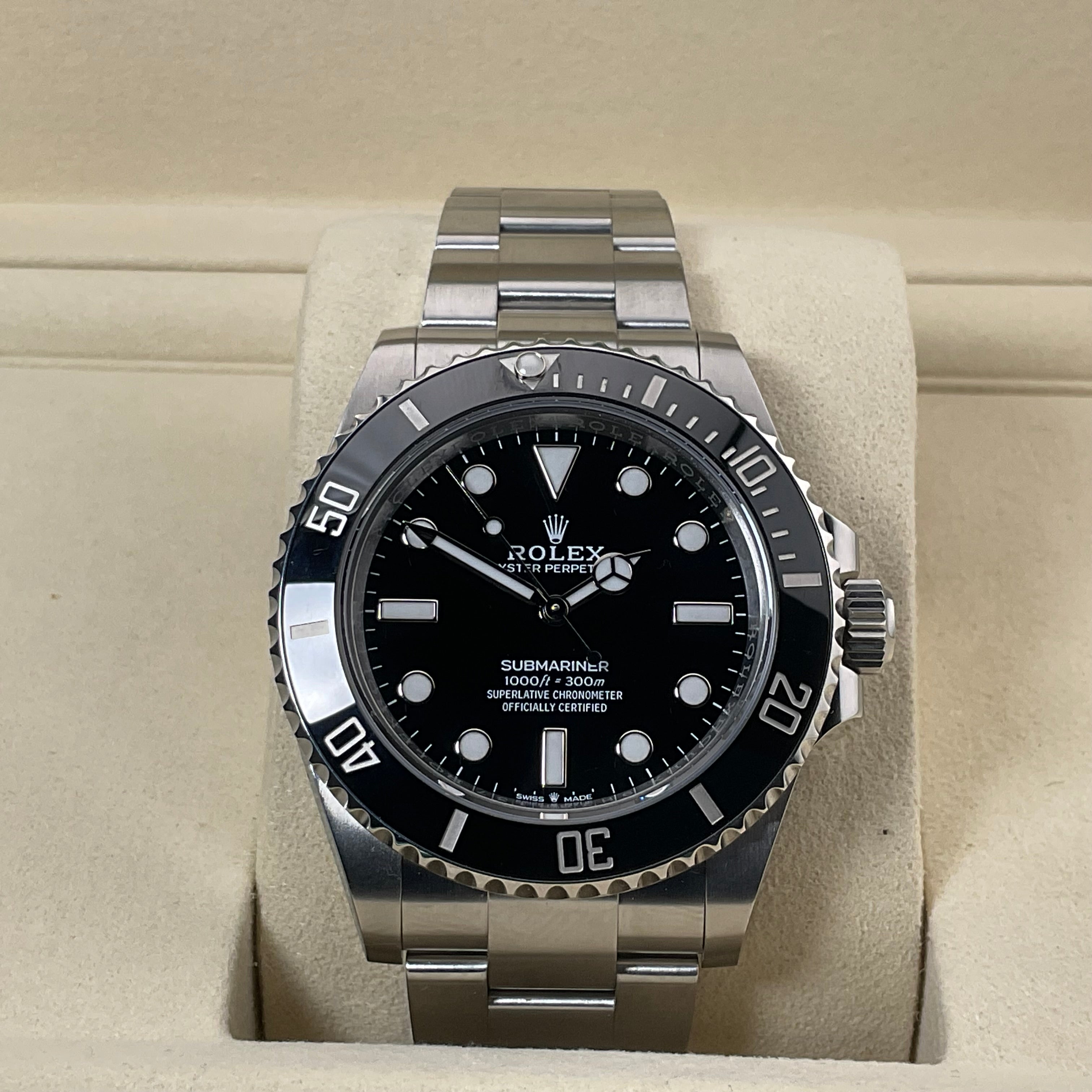 Rolex Submariner No Date | 124060 | 2025 | Full Set