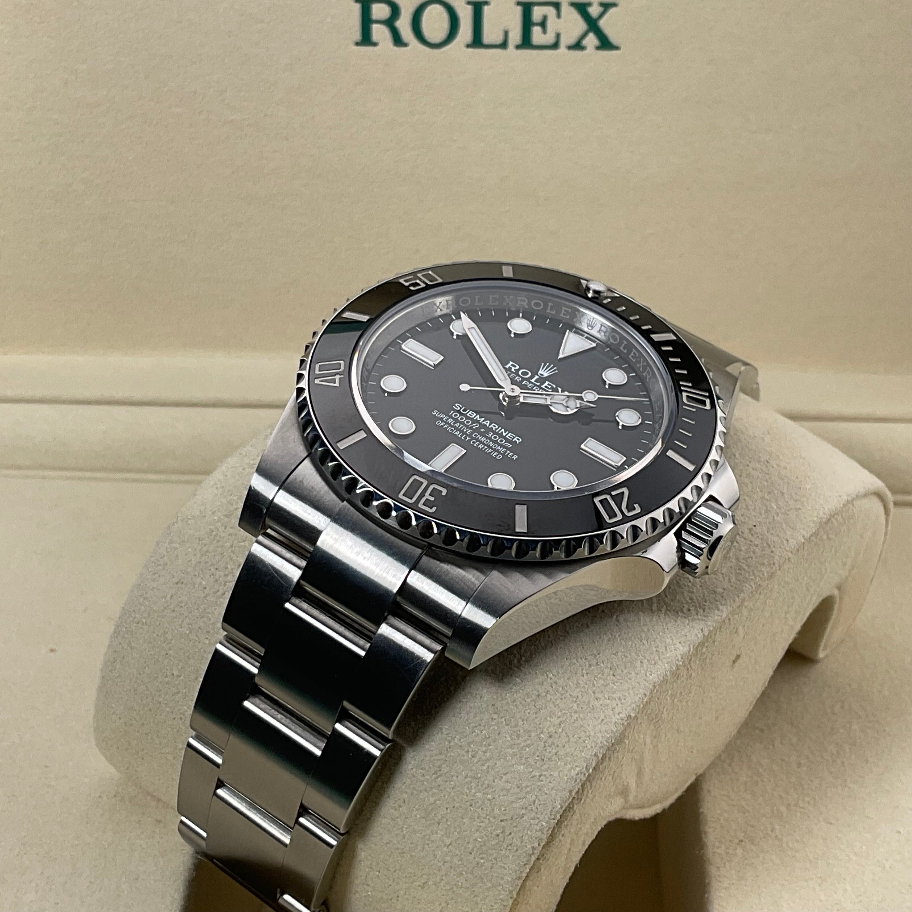Rolex Submariner No Date | 124060 | 2025 | Full Set