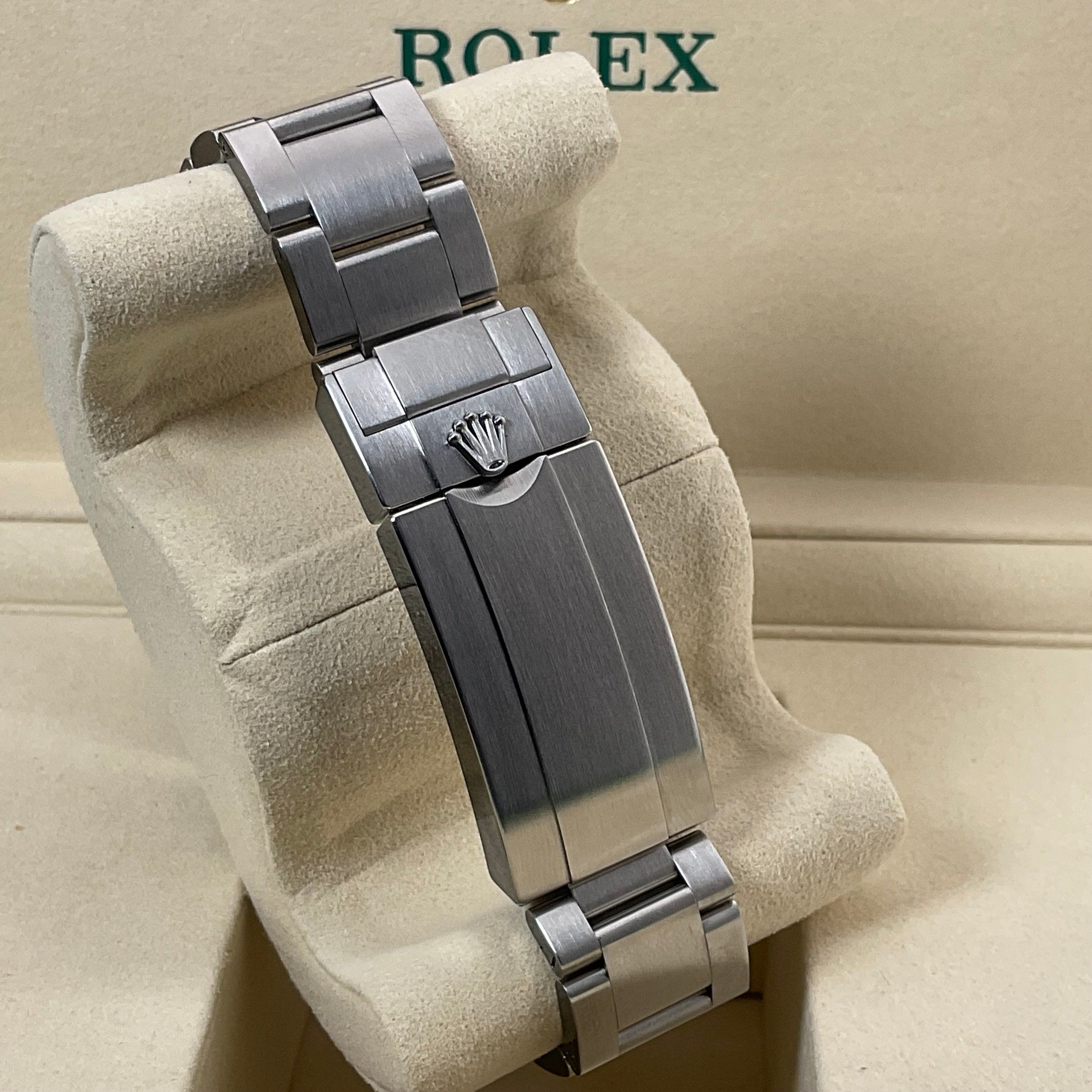 Rolex Submariner No Date | 124060 | 2025 | Full Set