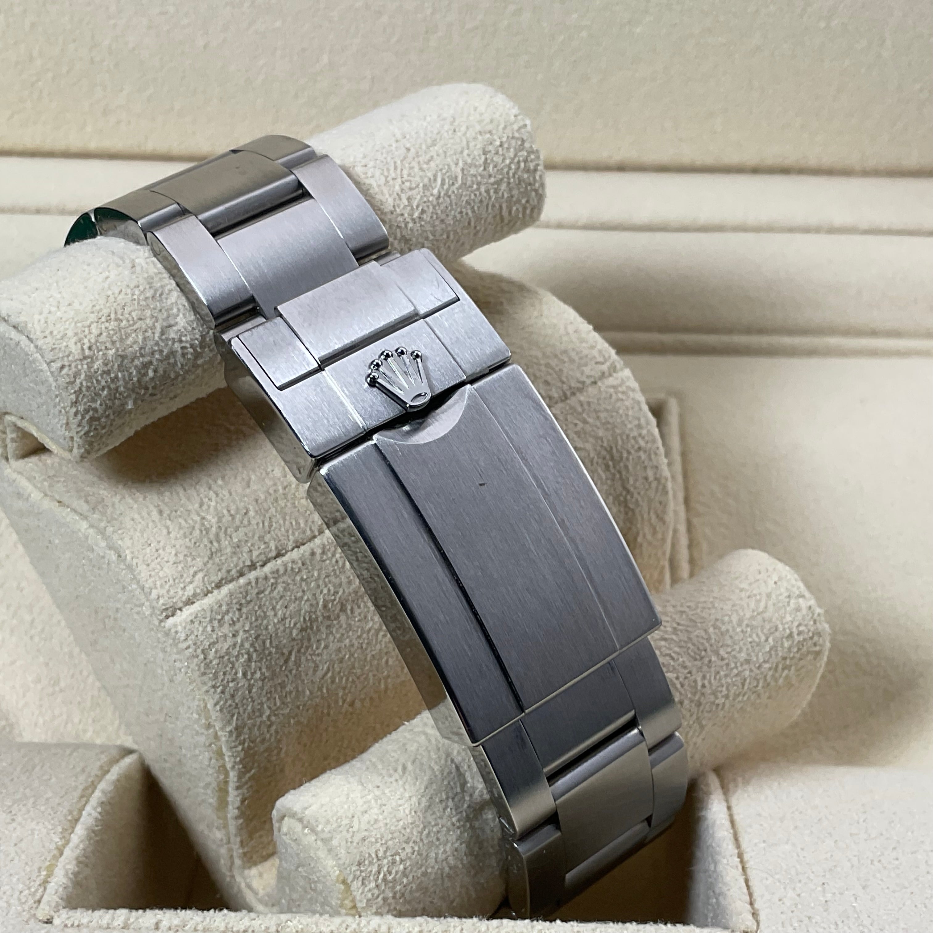 Rolex Explorer II | 226570 schwarz | 2022 | full set