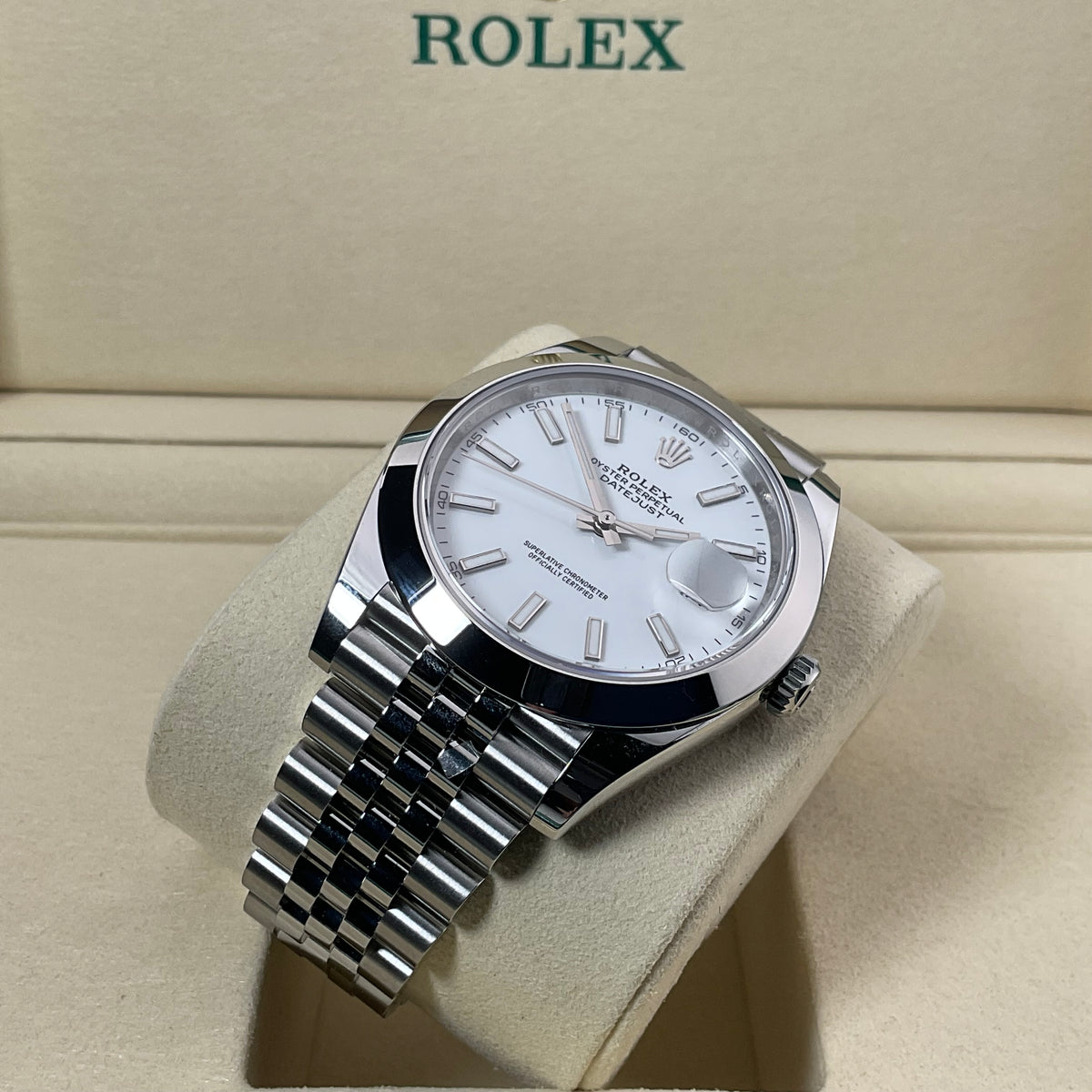 Rolex Datejust 41 | 126300 weiss jubilee | 2026 | full set ungetragen