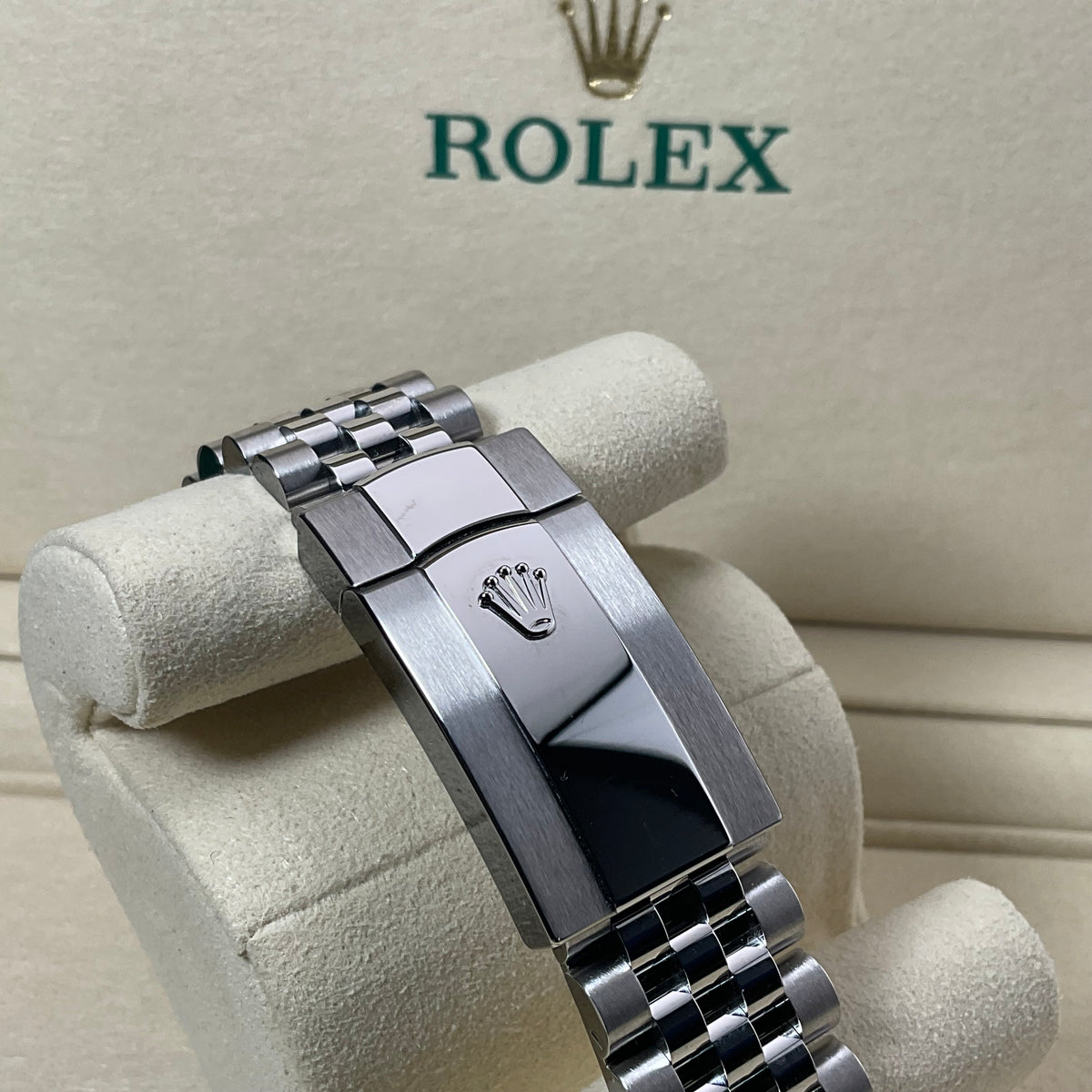 Rolex Datejust 41 | 126300 weiss jubilee | 2026 | full set ungetragen