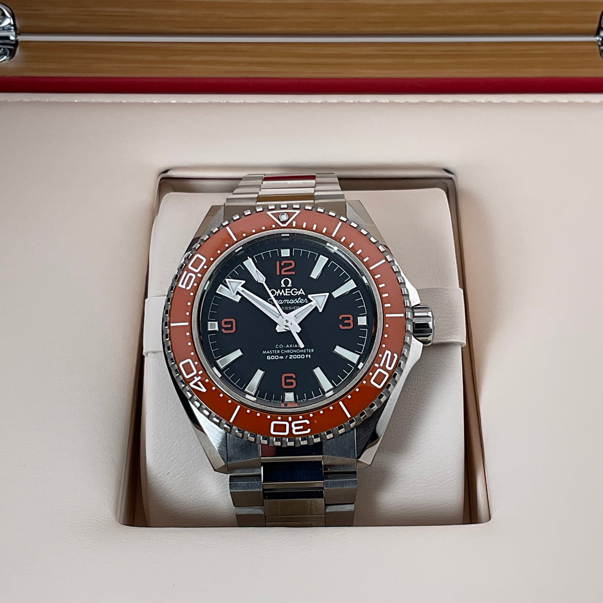 Omega Planet Ocean 600m | 217.30.42.21.01.003 | 2025 | full set