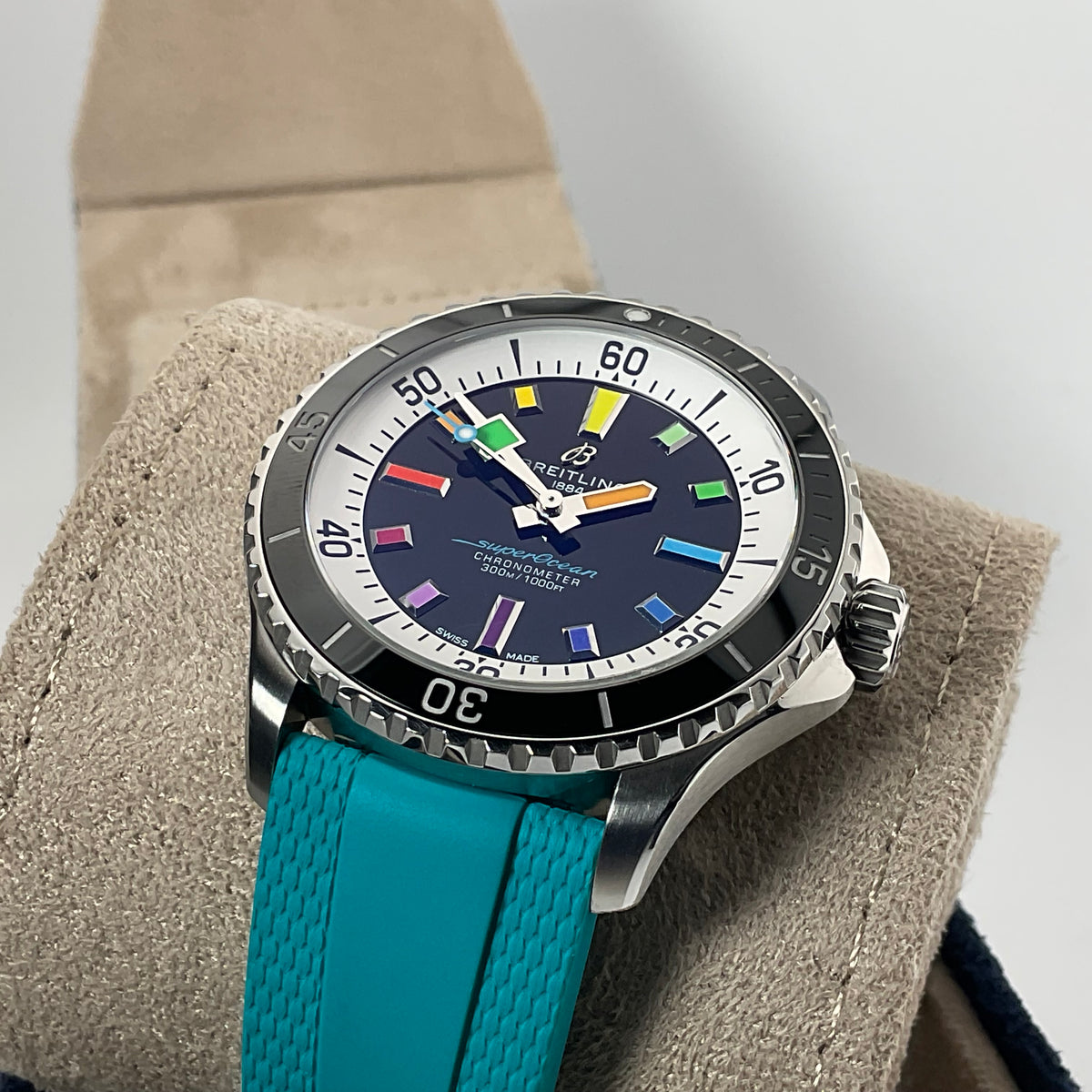 Breitling Superocean 42 | A17375211.B2S3 | 2025 | Full Set